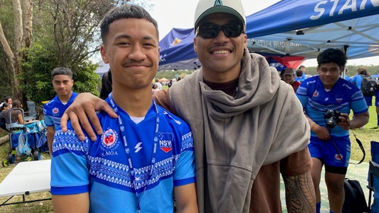 To'o takes time out to support Samoa juniors