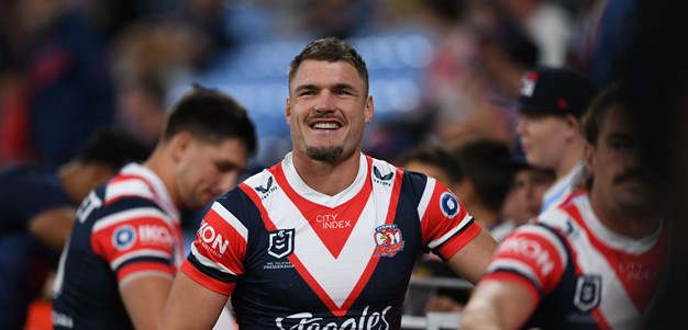 Crichton extends with the Roosters