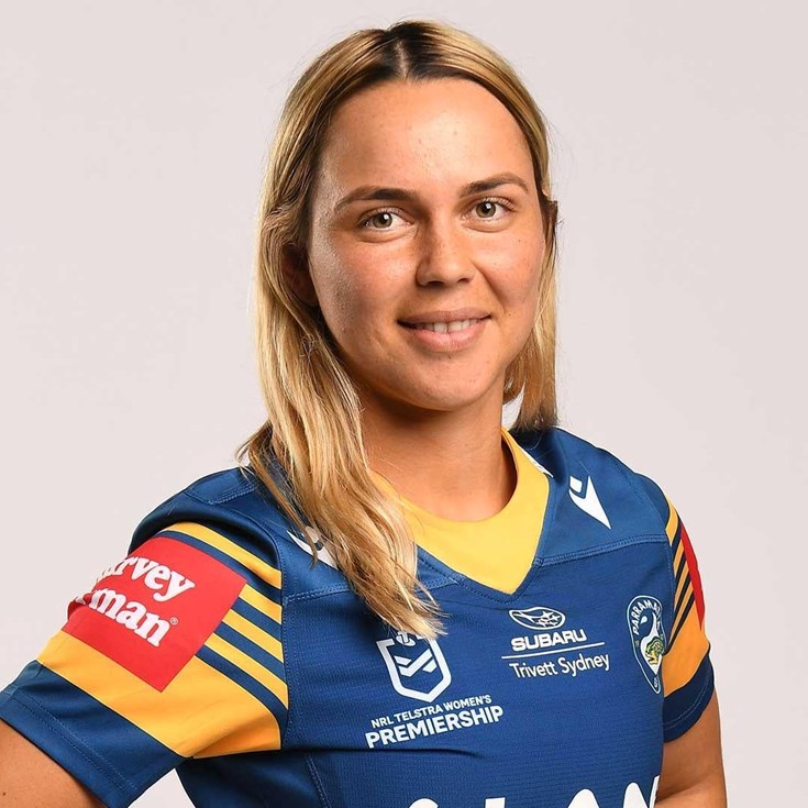 NRLW  stars have high praise for Vette-Welsh