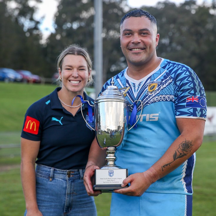 Greece and the Cook Islands win the Harmony Nines  Open men's trophies